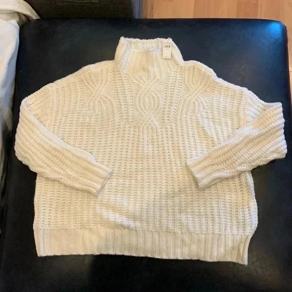 Aerie women’s oversized sweater medium new with tags NWT - Picture 1 of 4